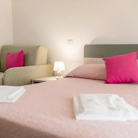 Fusini Farm stay *